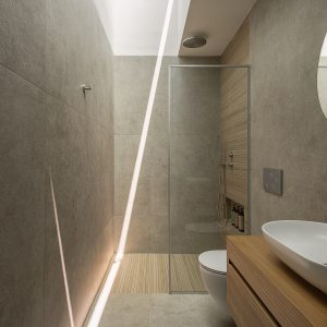 cave-house-i18